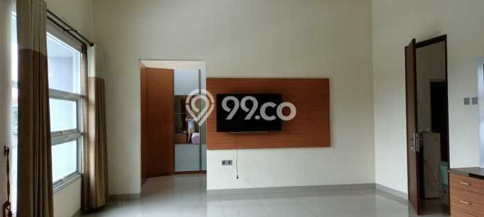 Ready to Use! Luxury House LT 250m2 Desain Modern di Caringin Ready to Use! Luxury House LT 250m2 Desain Modern di Caringin