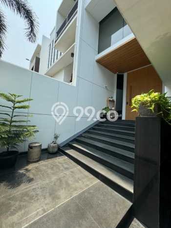 Hunian Mewah Siap Huni LT 153m2 di Penjaringan, Jakarta Utara Hunian Mewah Siap Huni LT 153m2 di Penjaringan, Jakarta Utara