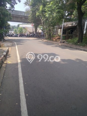 Hunian Eksklusif Siap Huni LT 1100m2 di Kebayoran Baru, Jakarta Selatan Hunian Eksklusif Siap Huni LT 1100m2 di Kebayoran Baru, Jakarta Selatan
