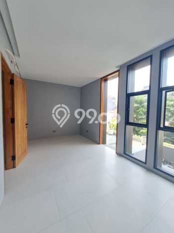 For Sale! Luxury House LT 120m2 Desain Elegan di Pondok Indah For Sale! Luxury House LT 120m2 Desain Elegan di Pondok Indah