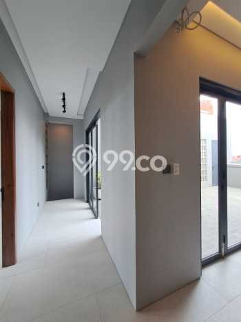 For Sale! Luxury House LT 120m2 Desain Elegan di Pondok Indah For Sale! Luxury House LT 120m2 Desain Elegan di Pondok Indah