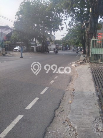 LOKASI PREMIUM! Ruko Kawasan Kebayoran Lama, Luas 276m2m², Lokasi Strategis LOKASI PREMIUM! Ruko Kawasan Kebayoran Lama, Luas 276m2m², Lokasi Strategis