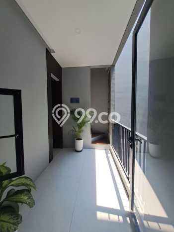 For Sale! Luxury House LT 120m2 Desain Elegan di Pondok Indah For Sale! Luxury House LT 120m2 Desain Elegan di Pondok Indah