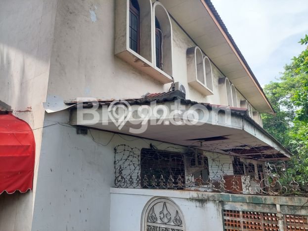 Unit Komersial Dijual di Jakarta Barat LT 1191m2 & LB 1000m2 Unit Komersial Dijual di Jakarta Barat LT 1191m2 & LB 1000m2