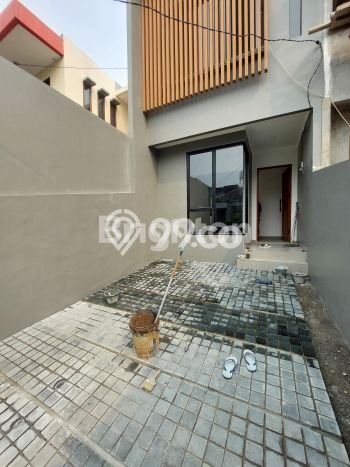 Dijual Rumah Modern 4 KT di Green Ville, Jakarta Barat Dijual Rumah Modern 4 KT di Green Ville, Jakarta Barat
