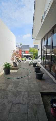 Hunian Mewah LB 500m2 Siap Huni Desain Elegan di Harapan Indah, Bekasi Hunian Mewah LB 500m2 Siap Huni Desain Elegan di Harapan Indah, Bekasi