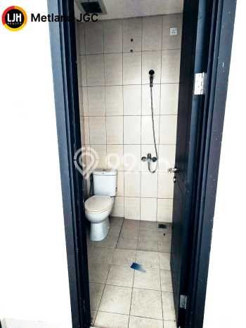 Disewakan! Rumah 4 Kamar Tidur &
2 Kamar Mandi di Jakarta Garden City, Jakarta Timur Disewakan! Rumah 4 Kamar Tidur &
2 Kamar Mandi di Jakarta Garden City, Jakarta Timur