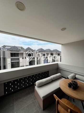 Rumah Mewah LB 180m2 Siap Huni Desain Elegan di Klender, Jakarta Timur Rumah Mewah LB 180m2 Siap Huni Desain Elegan di Klender, Jakarta Timur