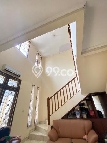Dijual Segera Kost 10 Kamar, 5 Kamar Mandi di Tangerang, Tangerang, Luas 162m2 Dijual Segera Kost 10 Kamar, 5 Kamar Mandi di Tangerang, Tangerang, Luas 162m2