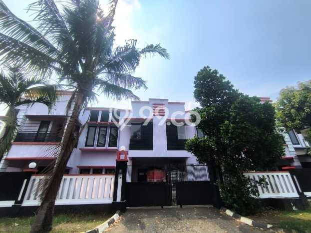Hunian Eksklusif Siap Huni LT 660m2 di Cakung, Jakarta Timur Hunian Eksklusif Siap Huni LT 660m2 di Cakung, Jakarta Timur