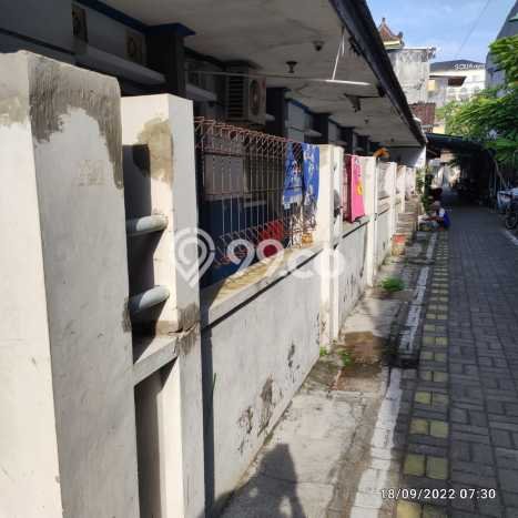 Rumah Terawat area Laweyan, Surakarta, LT 1007m2m², Luas Bangunan 700m2m² Rumah Terawat area Laweyan, Surakarta, LT 1007m2m², Luas Bangunan 700m2m²