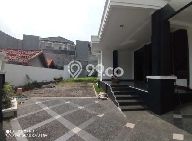 Disewakan Rumah Murah di Rawamangun Jakarta Timur dengan 6 Kamar Tidur Disewakan Rumah Murah di Rawamangun Jakarta Timur dengan 6 Kamar Tidur