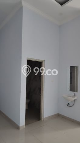 For Sale Hunian Rumah Terawat 3 Kamar di Harapan Indah, Bekasi For Sale Hunian Rumah Terawat 3 Kamar di Harapan Indah, Bekasi
