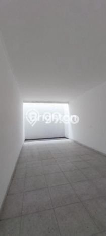 Ruko Bagus Dijual LB 205m2 Lokasi Strategis Jakarta Barat Area Cocok untuk Bisnis Ruko Bagus Dijual LB 205m2 Lokasi Strategis Jakarta Barat Area Cocok untuk Bisnis