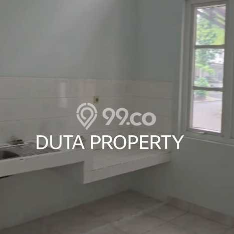 Rumah di , 2 KM, Dekat Pusat Kota, LT 180m2m² LB 120m2m² Rumah di , 2 KM, Dekat Pusat Kota, LT 180m2m² LB 120m2m²