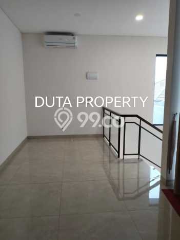 Rumah Luxury Best Area di Jakarta Timur, DKI Jakarta Rumah Luxury Best Area di Jakarta Timur, DKI Jakarta
