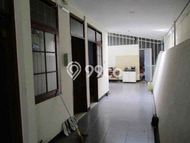 Rumah Mewah LB 547m2 Siap Pakai Desain Elegan di Dago, Bandung Rumah Mewah LB 547m2 Siap Pakai Desain Elegan di Dago, Bandung