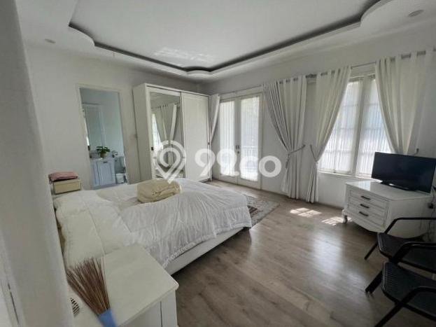 KESEMPATAN TERBAIK! Tersedia KPR Rumah Modern lokasi Pondok Hijau, Bandung, Luas 288m² LB 270m² KESEMPATAN TERBAIK! Tersedia KPR Rumah Modern lokasi Pondok Hijau, Bandung, Luas 288m² LB 270m²