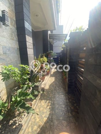 Rumah Modern 7 KT LT 168m2 di Bandung Timur Rumah Modern 7 KT LT 168m2 di Bandung Timur