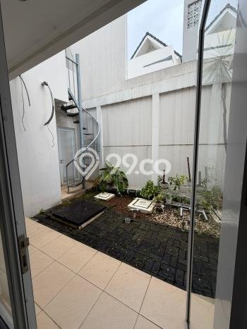 Rumah Luxury Modern Siap Huni di Gede Bage Bandung Rumah Luxury Modern Siap Huni di Gede Bage Bandung