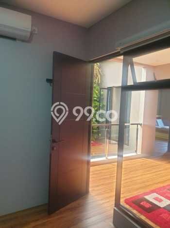 Rumah di Summarecon Bandung, 2 KM, Konsep Minimalis, LT 105m² Bangunan 100m² Rumah di Summarecon Bandung, 2 KM, Konsep Minimalis, LT 105m² Bangunan 100m²