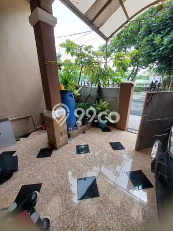 Rumah Strategis Modern Lb 175m2 di Antapani, Bandung Rumah Strategis Modern Lb 175m2 di Antapani, Bandung