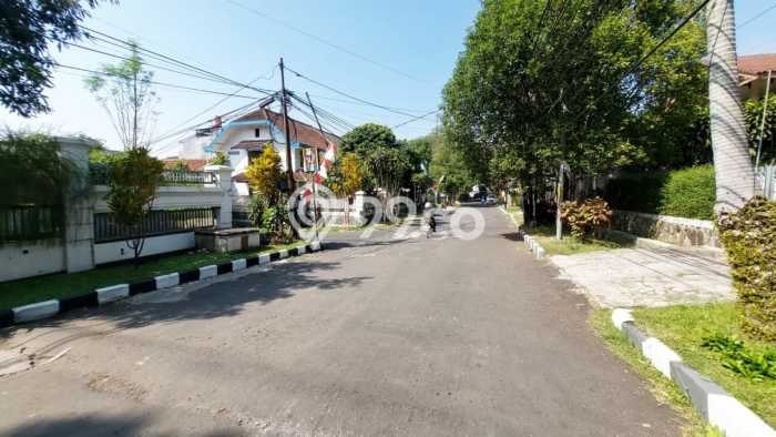 Rumah Elit Modern Siap Huni di Tubagus Ismail Bandung Rumah Elit Modern Siap Huni di Tubagus Ismail Bandung