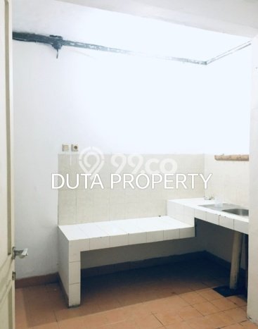 Disewakan! Rumah 3 Kamar Tidur &
2 Kamar Mandi di Citra Grand, Jakarta Timur Disewakan! Rumah 3 Kamar Tidur &
2 Kamar Mandi di Citra Grand, Jakarta Timur