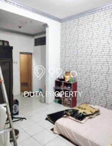 DIJUAL CEPAT! Rumah Asri area Legenda Wisata, Jakarta Timur, LT 200m² LB 300m² Bisa Nego! DIJUAL CEPAT! Rumah Asri area Legenda Wisata, Jakarta Timur, LT 200m² LB 300m² Bisa Nego!