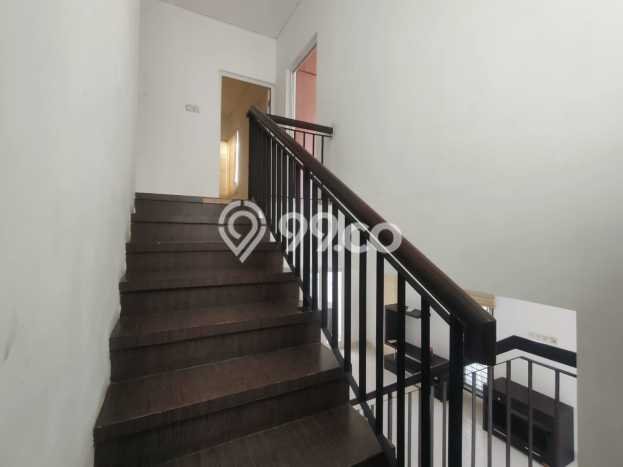Rumah LT 164m² Newly Built di Raffles Hills, Dekat Mal, Jakarta Timur Rumah LT 164m² Newly Built di Raffles Hills, Dekat Mal, Jakarta Timur