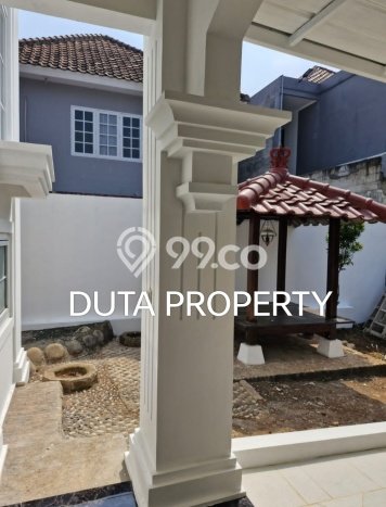 Rumah Modern LB/LT 300m2/210m2 Dijual Area Legenda Wisata, Jakarta Timur Rumah Modern LB/LT 300m2/210m2 Dijual Area Legenda Wisata, Jakarta Timur