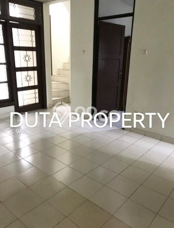 PENAWARAN EKSKLUSIF! Rumah kawasan Kota Wisata, 3 KT, Lingkungan Elite, Luas 136m2m² Bangunan 140m2m² PENAWARAN EKSKLUSIF! Rumah kawasan Kota Wisata, 3 KT, Lingkungan Elite, Luas 136m2m² Bangunan 140m2m²