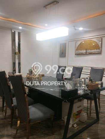 Jual Rumah Mewah Elegan Dengan View Cantik di Citra Grand, Jakarta Timur Jual Rumah Mewah Elegan Dengan View Cantik di Citra Grand, Jakarta Timur