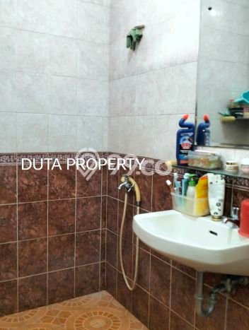 Jual Rumah Eksklusif 3 KT di Kota Wisata, Jakarta Timur Jual Rumah Eksklusif 3 KT di Kota Wisata, Jakarta Timur