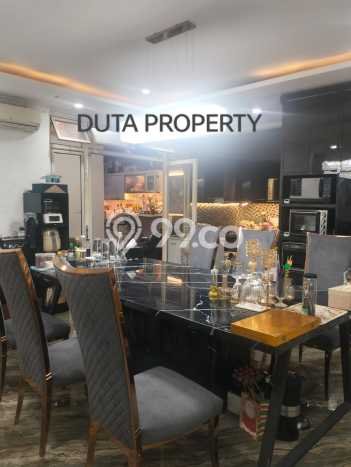 Dijual Rumah Luas Elegan Dengan View Eksklusif di Citra Grand, Jakarta Timur Dijual Rumah Luas Elegan Dengan View Eksklusif di Citra Grand, Jakarta Timur