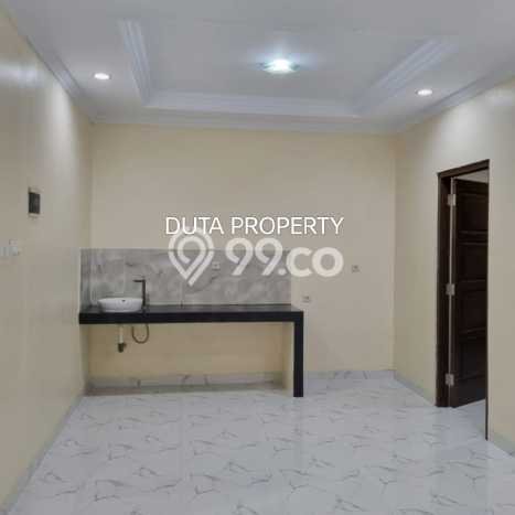 Rumah Disewakan Jakarta Timur LT 220m2 LB 300m2 Kawasan Kota Wisata Rumah Disewakan Jakarta Timur LT 220m2 LB 300m2 Kawasan Kota Wisata