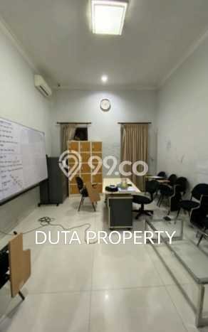 Rumah Elit LB 297m2 Siap Pakai Desain Elegan di Kota Wisata, Jakarta Timur Rumah Elit LB 297m2 Siap Pakai Desain Elegan di Kota Wisata, Jakarta Timur