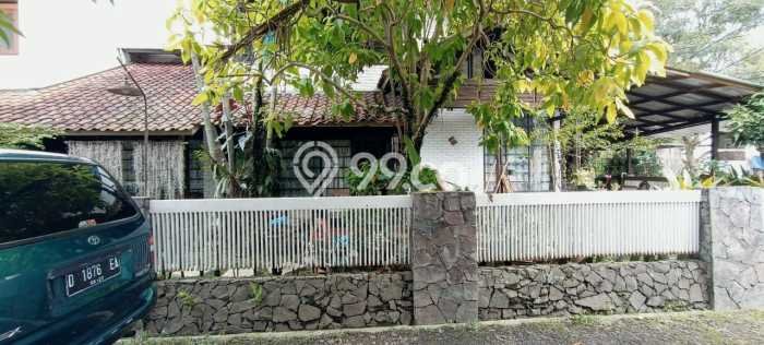 Ready to Use! Premium House LT 280m2 Desain Modern di Cikutra Ready to Use! Premium House LT 280m2 Desain Modern di Cikutra