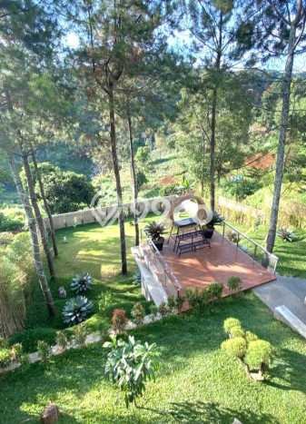 Vila Kawasan , Area 1400m2m², Lingkungan Nyaman Vila Kawasan , Area 1400m2m², Lingkungan Nyaman