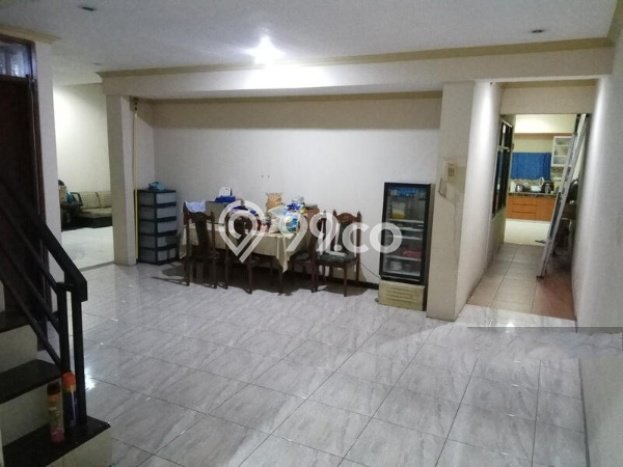 Jual Rumah Mewah Elegan Dengan View Eksklusif di Otista, Jakarta Timur Jual Rumah Mewah Elegan Dengan View Eksklusif di Otista, Jakarta Timur