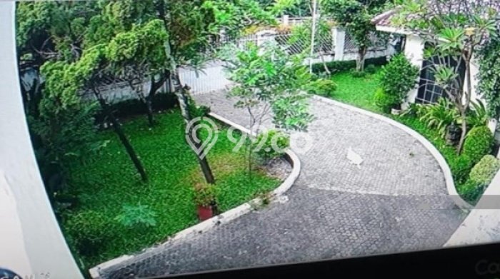 Rumah Luxury Modern Tanpa Renovasi di Kreo Tangerang Rumah Luxury Modern Tanpa Renovasi di Kreo Tangerang