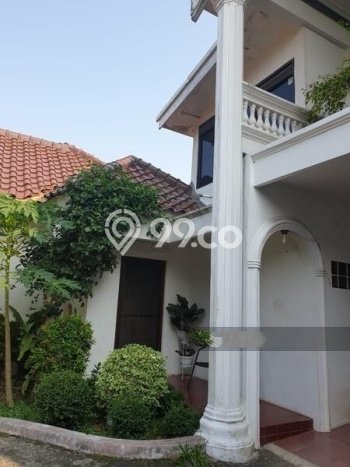 Rumah Luxury Modern Tanpa Renovasi di Kreo Tangerang Rumah Luxury Modern Tanpa Renovasi di Kreo Tangerang