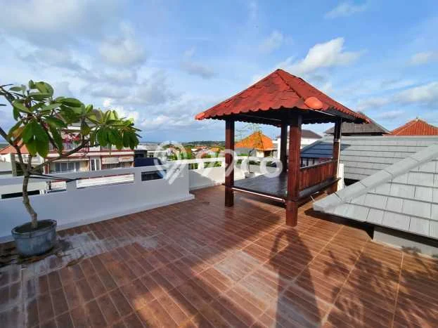 Hunian Elit LB 350m2 Siap Huni Desain Elegan di Jimbaran, Badung Hunian Elit LB 350m2 Siap Huni Desain Elegan di Jimbaran, Badung