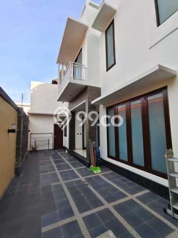 Hunian Elit LB 350m2 Siap Huni Desain Elegan di Jimbaran, Badung Hunian Elit LB 350m2 Siap Huni Desain Elegan di Jimbaran, Badung