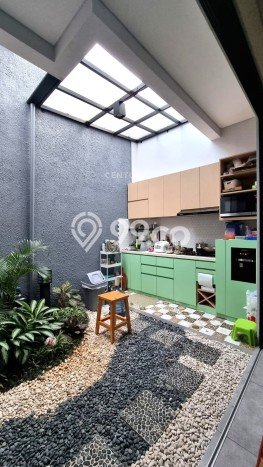 Rumah Modern Cantik 4 Kamar Bisa Langsung Pindah di Ciputat Rumah Modern Cantik 4 Kamar Bisa Langsung Pindah di Ciputat
