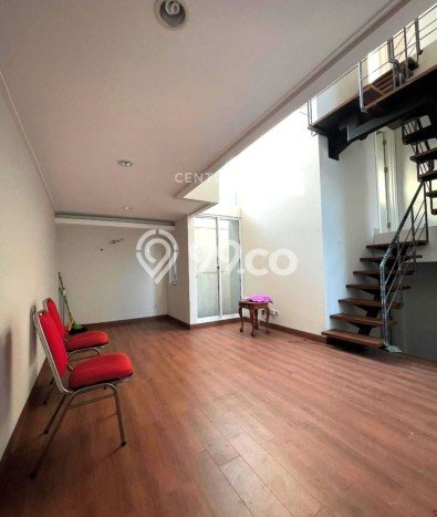 Rumah Luas Asri 4 KT Siap Pakai di Bintaro Tangerang Selatan Rumah Luas Asri 4 KT Siap Pakai di Bintaro Tangerang Selatan