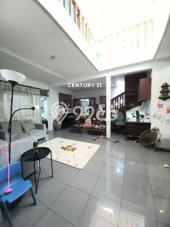 Dijual Rumah Mewah Megah Dengan View Eksklusif di Bintaro, Tangerang Selatan Dijual Rumah Mewah Megah Dengan View Eksklusif di Bintaro, Tangerang Selatan