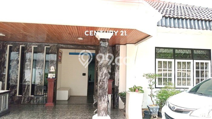 Siap Huni Rumah Mewah 4 Kamar di Kebayoran Baru Dekat ke Mana Saja Siap Huni Rumah Mewah 4 Kamar di Kebayoran Baru Dekat ke Mana Saja