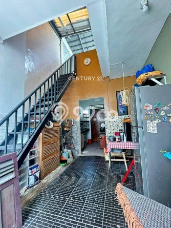 Rumah Modern Cantik 3 KT Siap Huni di Ciputat Rumah Modern Cantik 3 KT Siap Huni di Ciputat