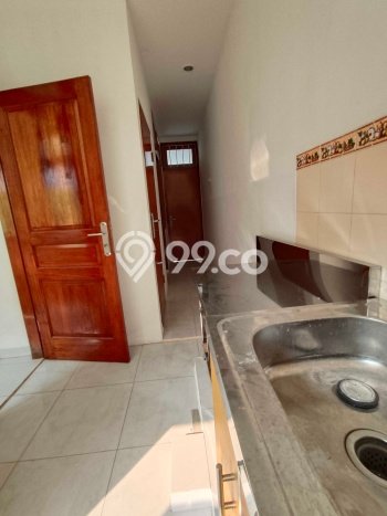Hunian Elit LB 180m2 Siap Huni Desain Elegan di Bintaro, Tangerang Selatan Hunian Elit LB 180m2 Siap Huni Desain Elegan di Bintaro, Tangerang Selatan